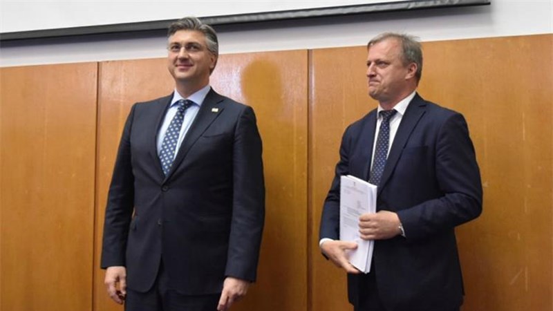 Predsjednik Vlade Plenković u Zadru uručio ugovore za EU projekte vrijedne 135 milijuna kuna 